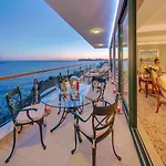 Royal Princess Hotel