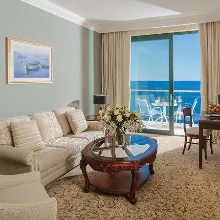 Royal Princess Hotel