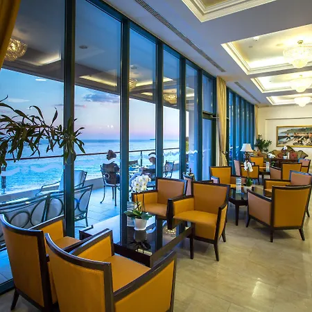 Royal Princess Hotell