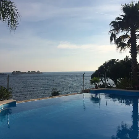 Royal Princess Hotel