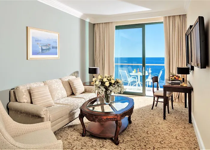 Royal Princess Hotel 5*