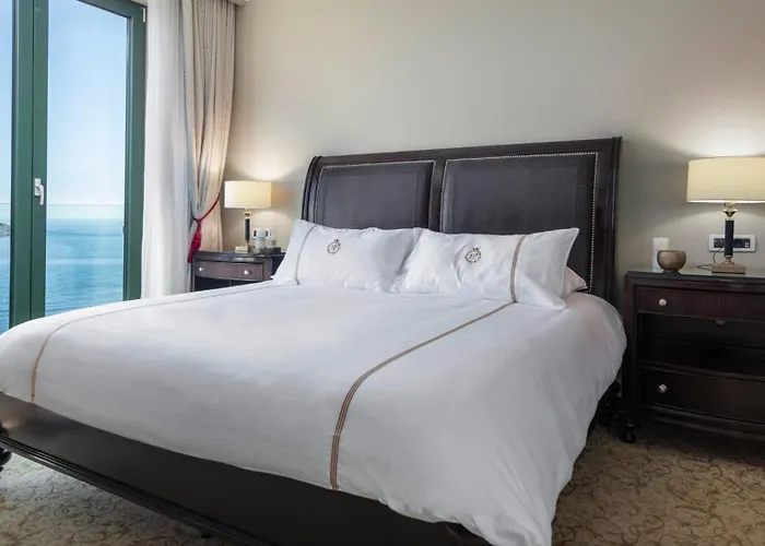 Royal Princess Hotel