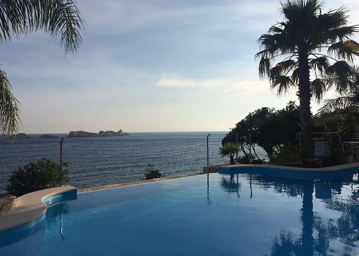 Royal Princess Hotel