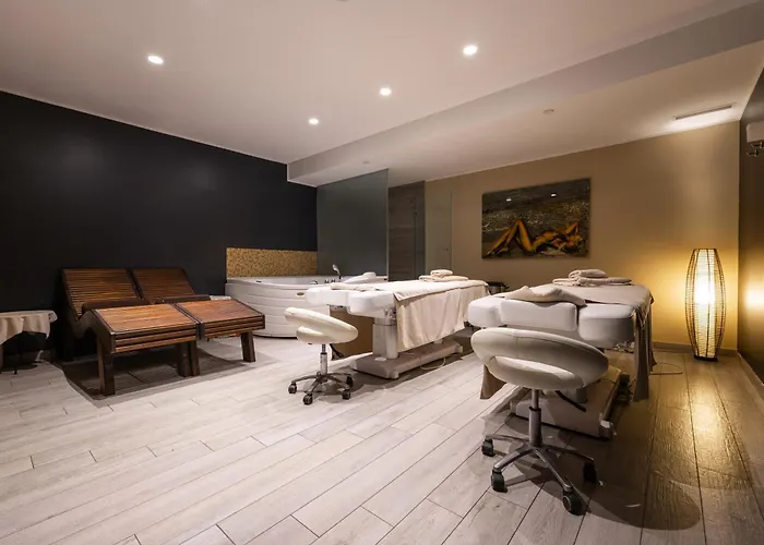 Royal Princess Hotel